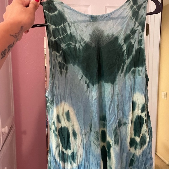 Beautiful blue and green dress - Picture 4 of 5